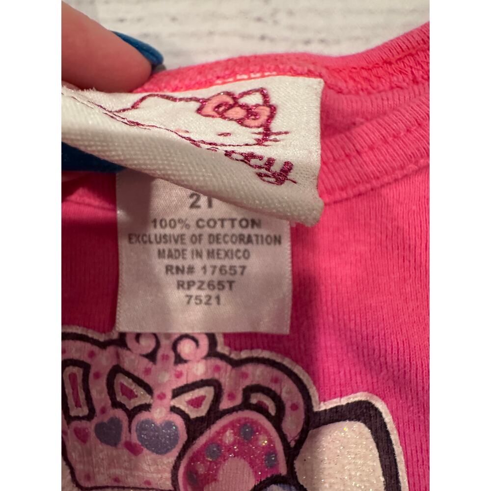 Hello Kitty T Shirt - Picture 3 of 4